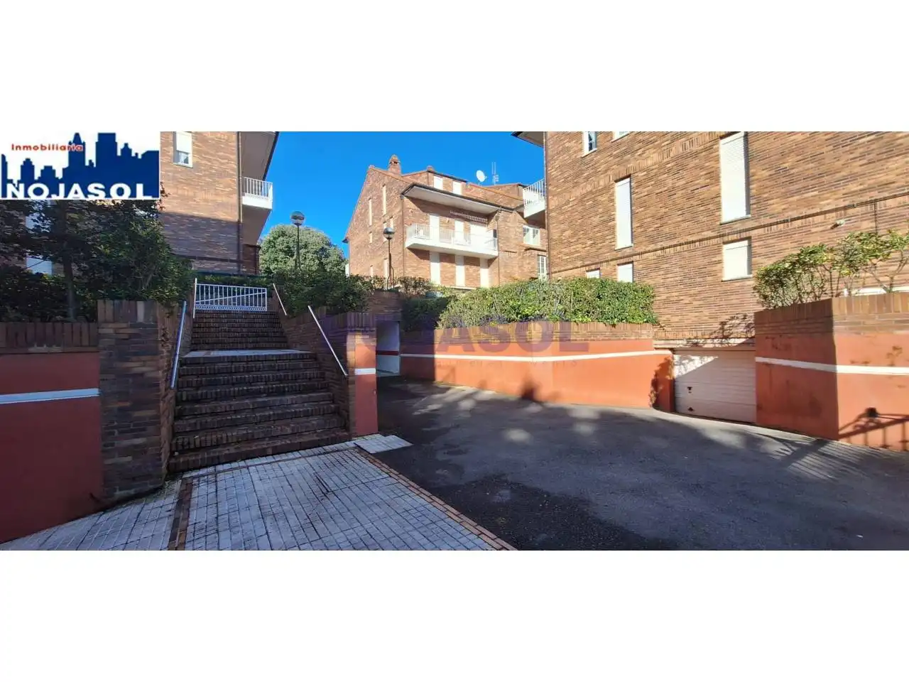 Vista exterior de Apartament de lloguer en Noja amb Calefacció, Terrassa i Moblat
