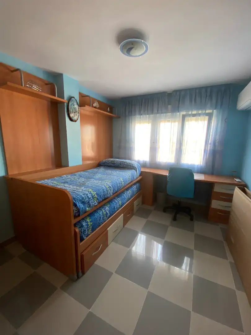 Schlafzimmer von Wohnung zur Miete in Málaga mit Klimaanlage, Terrasse und Möbliert