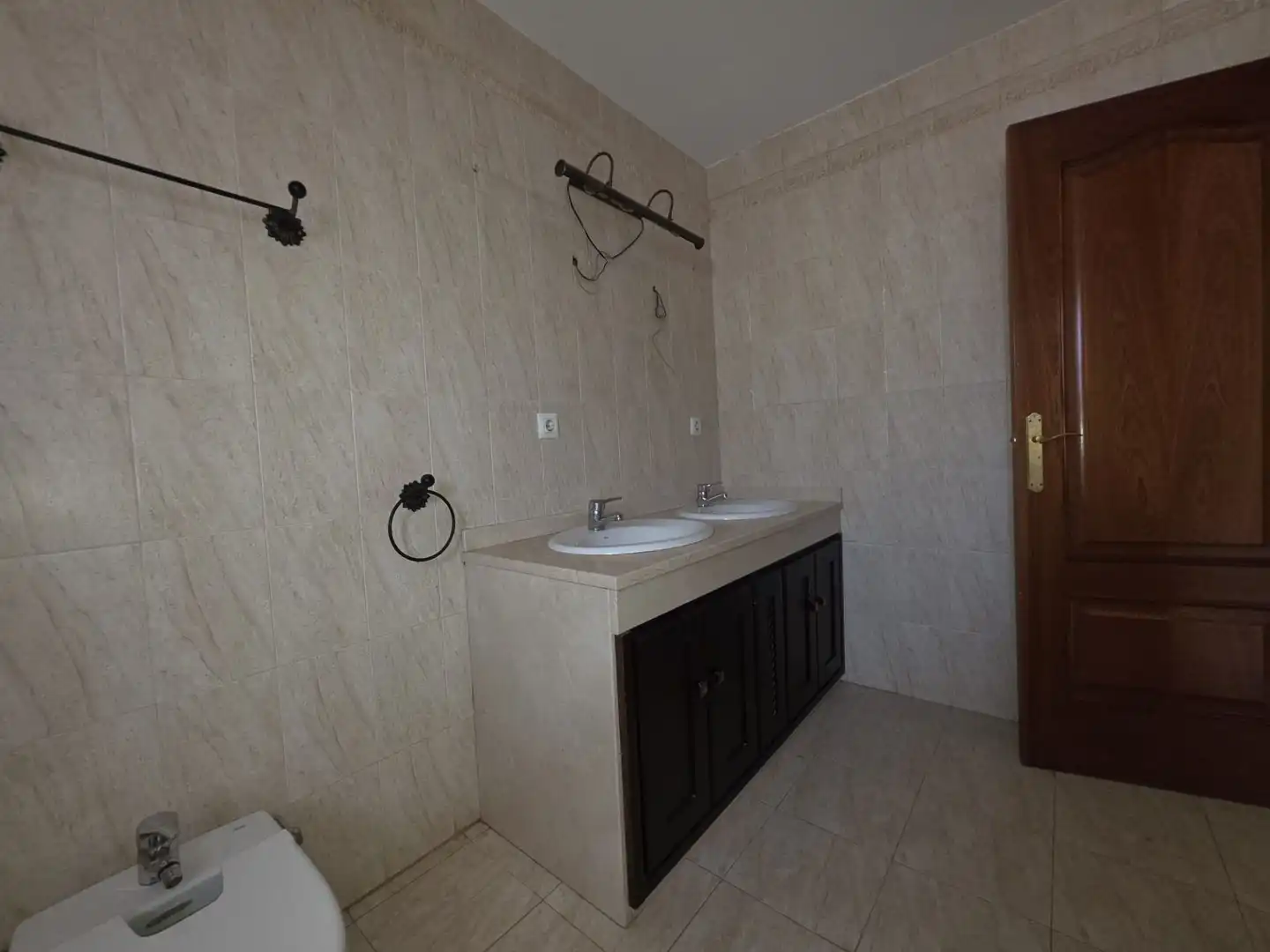 Bathroom of Houses for sale in Córdoba  with Air Conditioner