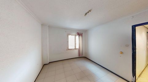 Foto 3 de Piso en venta en Carrer Francisco Tomás y Valiente, Carrús Este, Elche / Elx