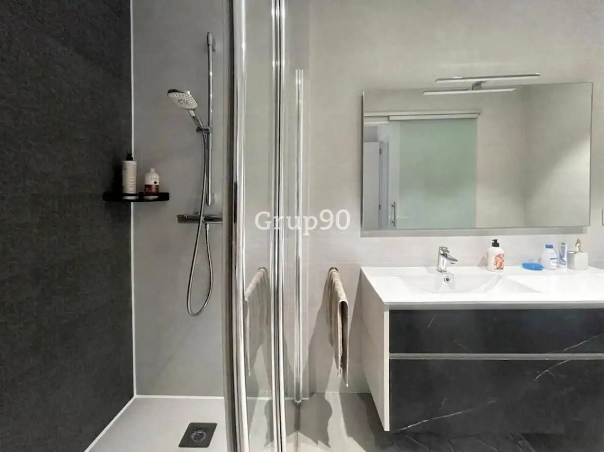 House with pool for sale in Calle BALMES, imagen 3