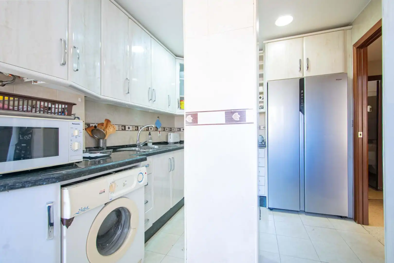 Kitchen of Flat for sale in Sevilla  with Air Conditioner, Heating and Terrace