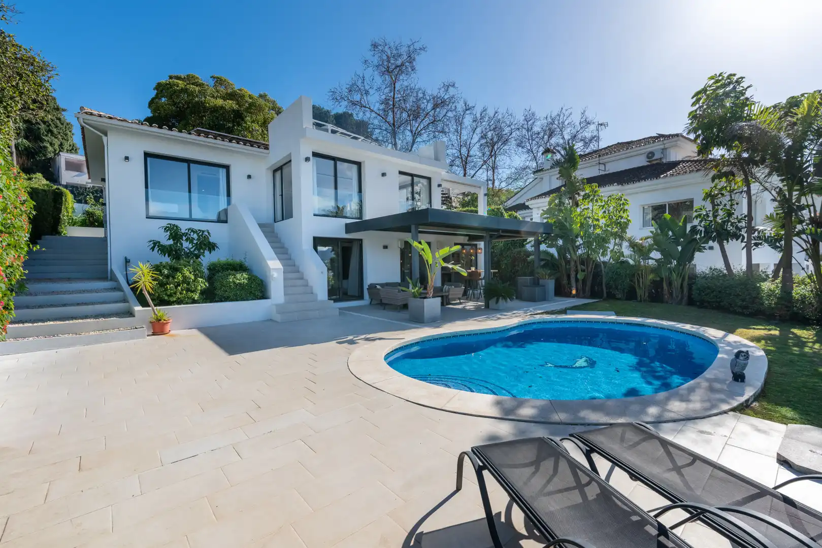 Casa con terraza en venta en MIGUEL DE UNAMUNO-CAMPANA 4