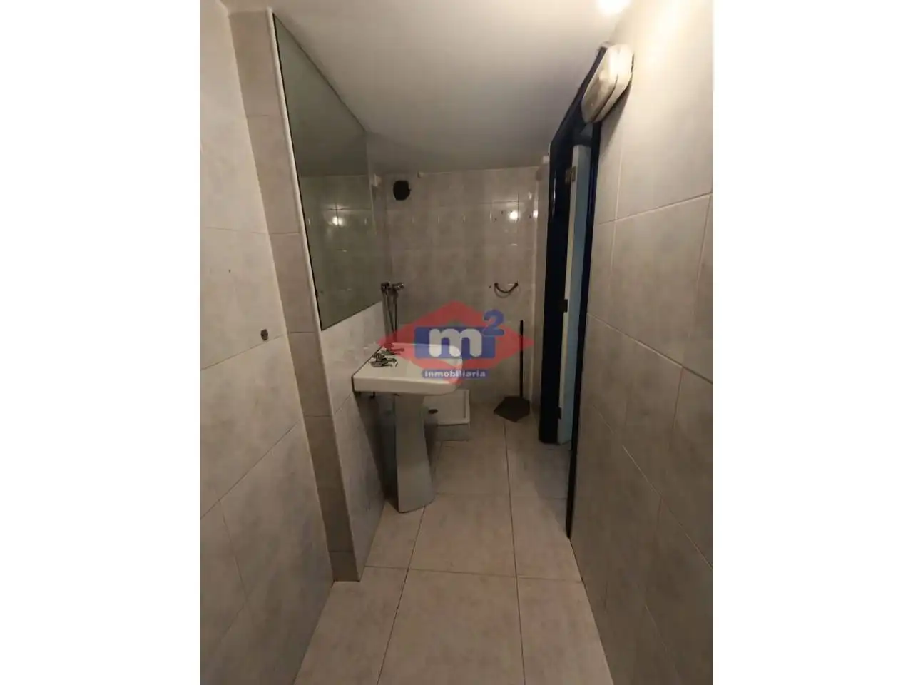Badezimmer von Geschaftsraum zur Miete in Salceda de Caselas