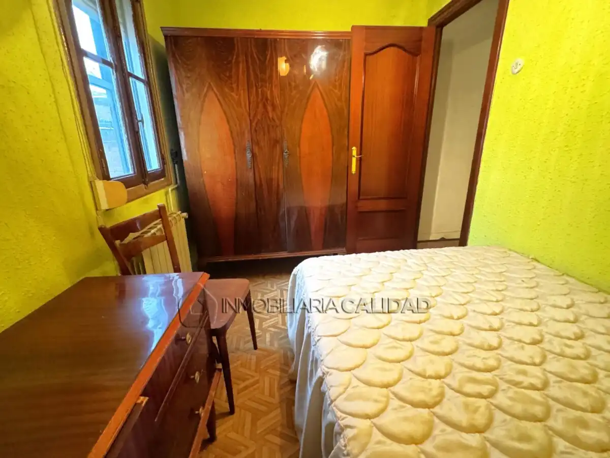 Schlafzimmer von Haus oder Chalet zum Verkauf in Burgos mit Heizung