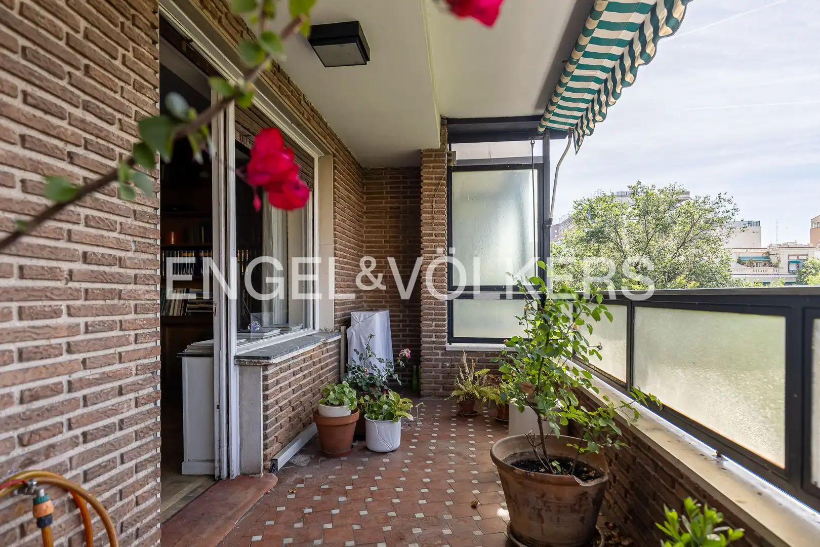 Flat with lift for sale in Calle de Juan Bravo, imagen 4
