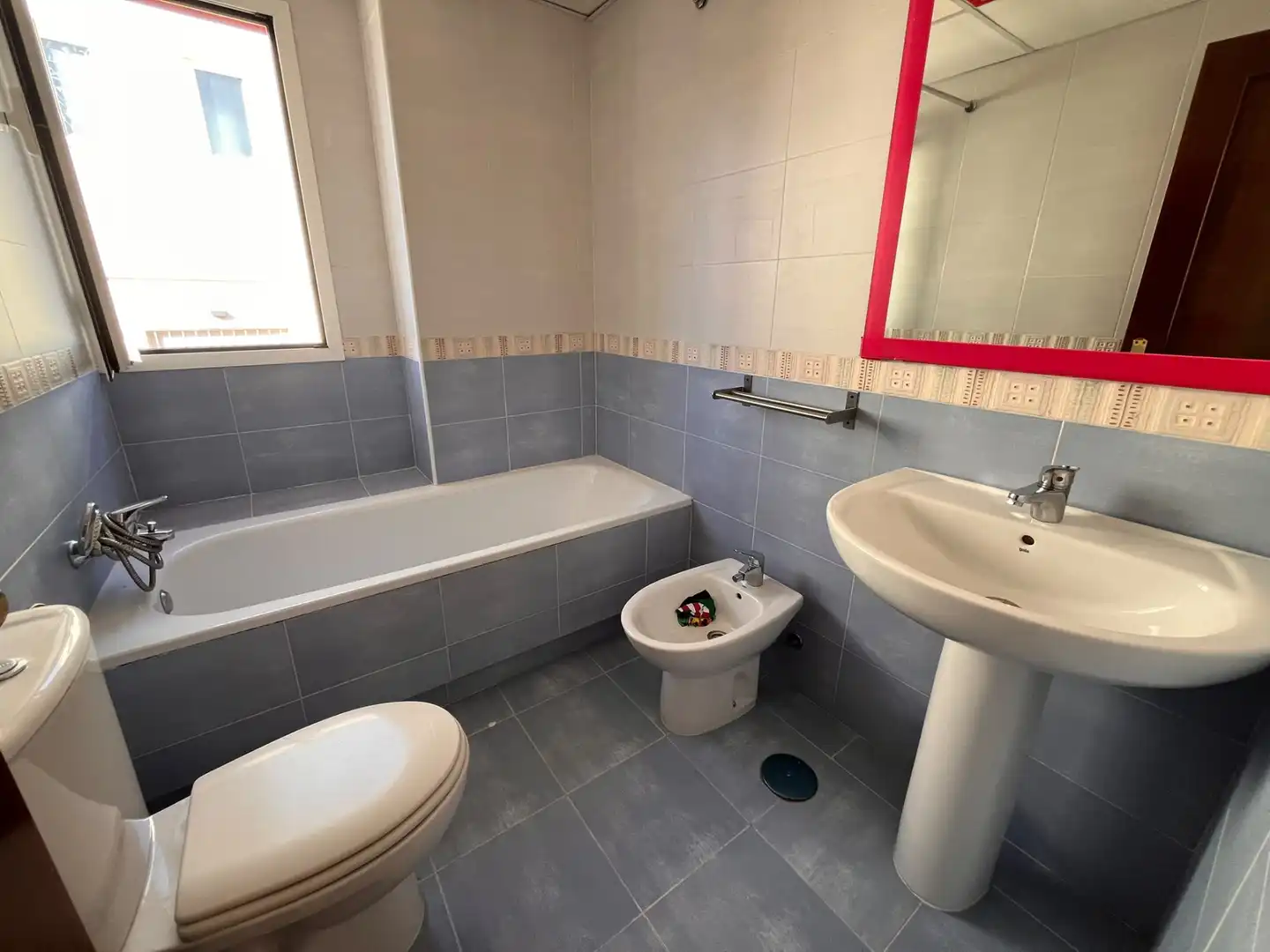 Casa aparellada amb piscina en venda a Colegio Europa, imagen 27