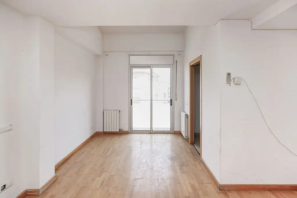 Flat with lift for sale in C/ Narcís Blanch, imagen 5