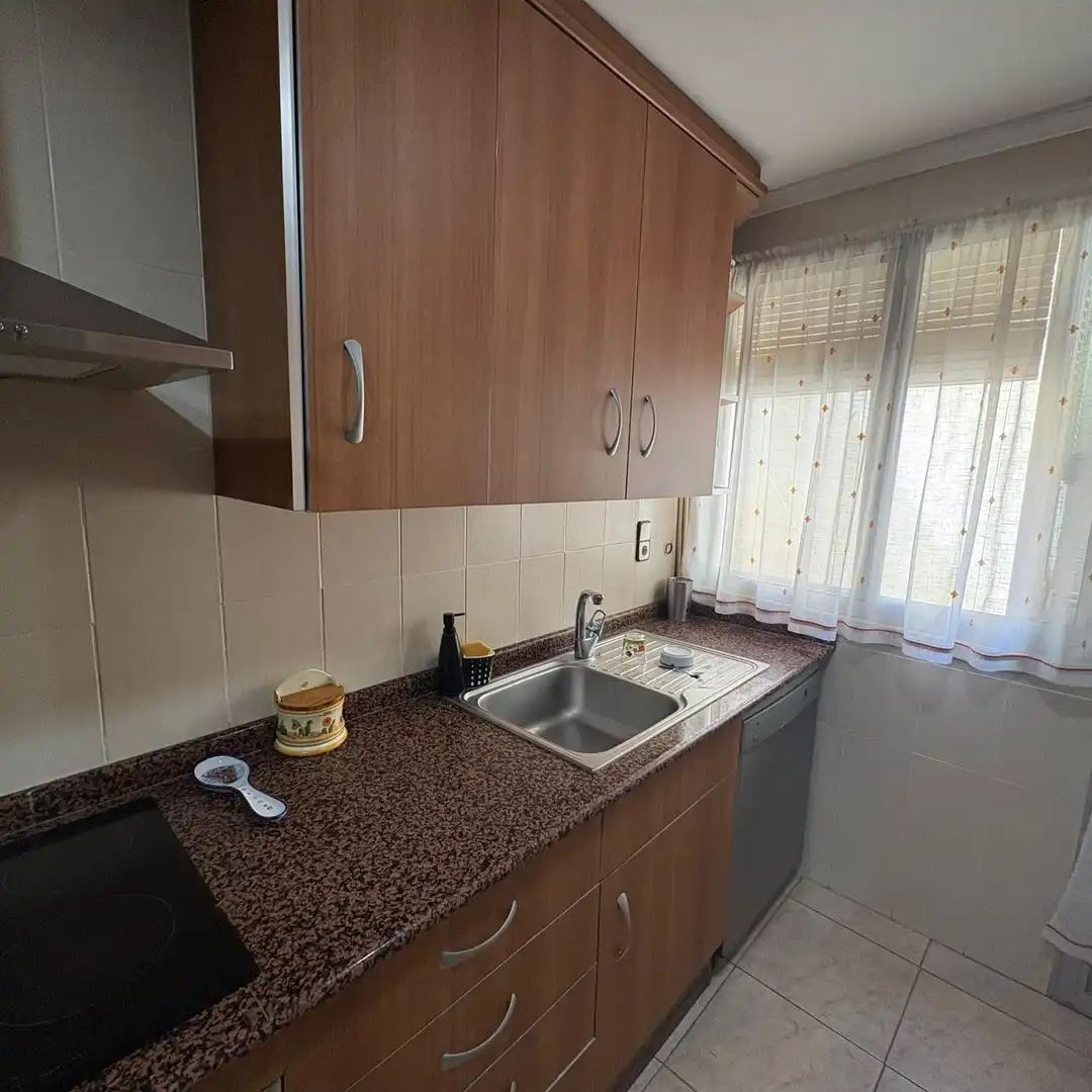 Cocina de Piso en venta en Almansa con Calefacción, Amueblado y Alarma