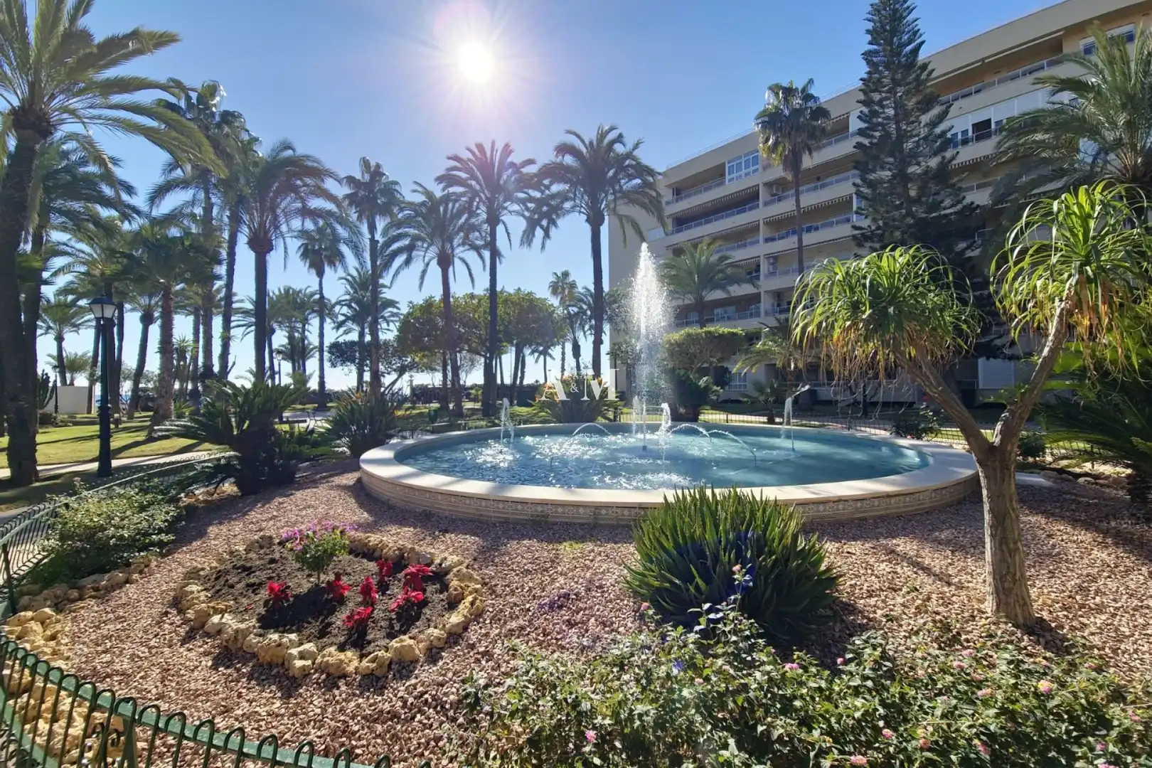 Schlafzimmer von Wohnungen zur Miete in Torrevieja mit Heizung, Terrasse und Schwimmbad
