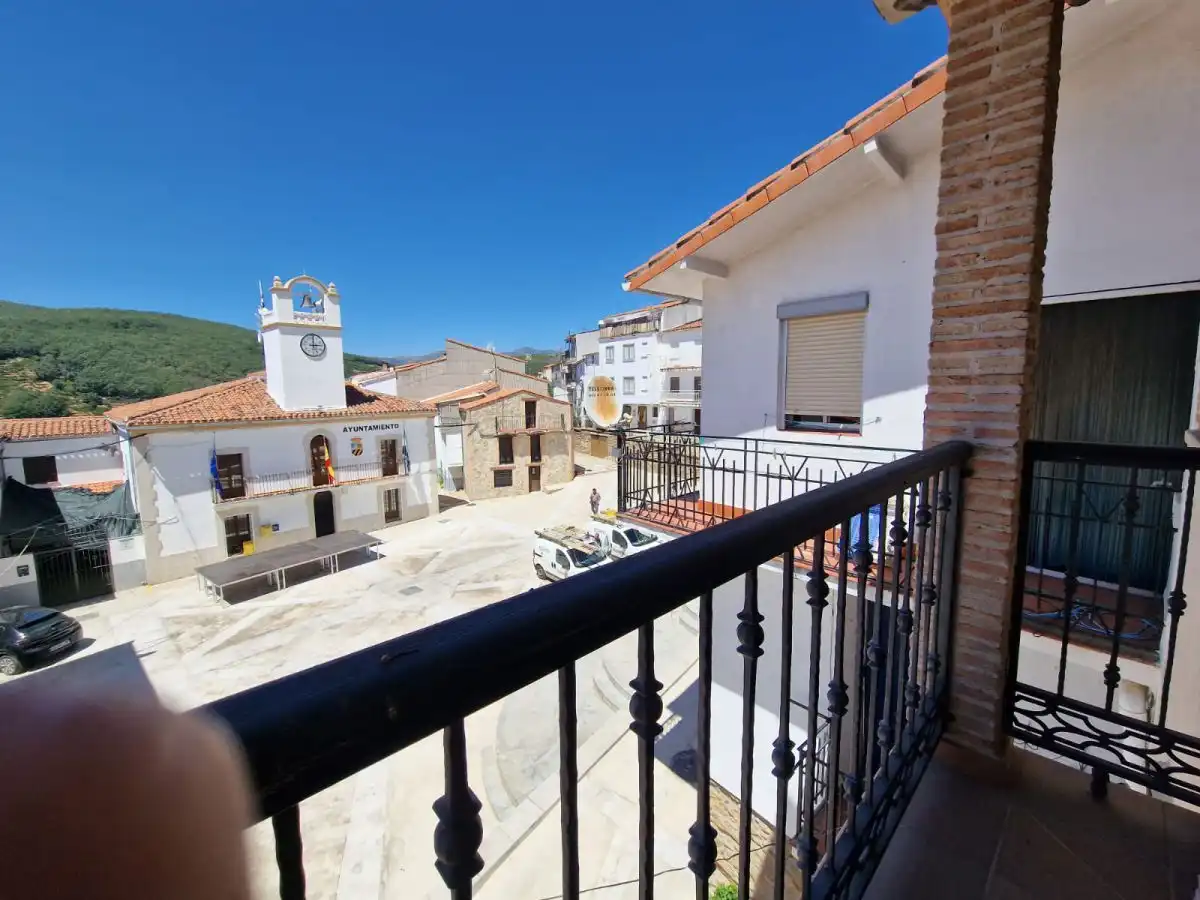 Vista exterior de Casa o chalet en venta en Barrado con Aire acondicionado, Calefacción y Amueblado