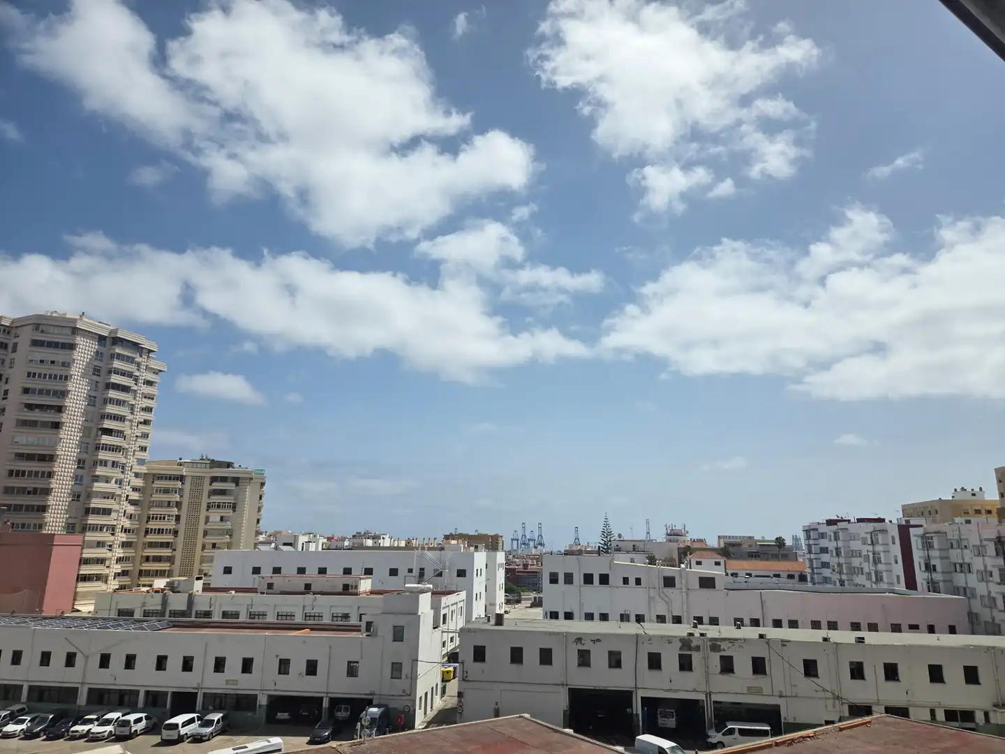 Exterior view of Flat for sale in Las Palmas de Gran Canaria  with Furnished, Oven and Washing machine