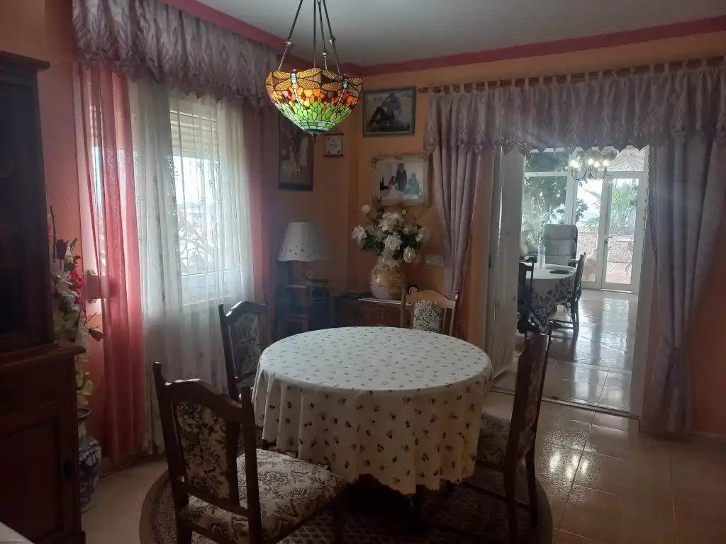 Esszimmer von Dachboden zum Verkauf in Vélez-Málaga mit Terrasse, Abstellraum und Gemeinschaftspool