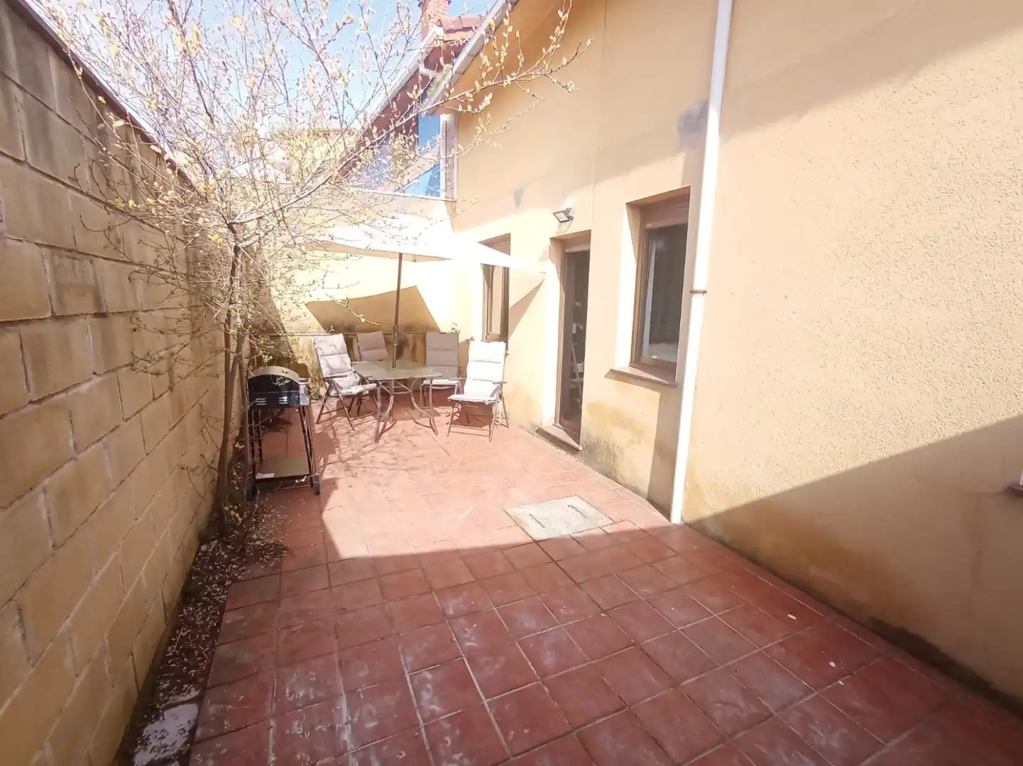 Terraza de Casa adosada en venta en Avilés con Calefacción, Jardín privado y Terraza