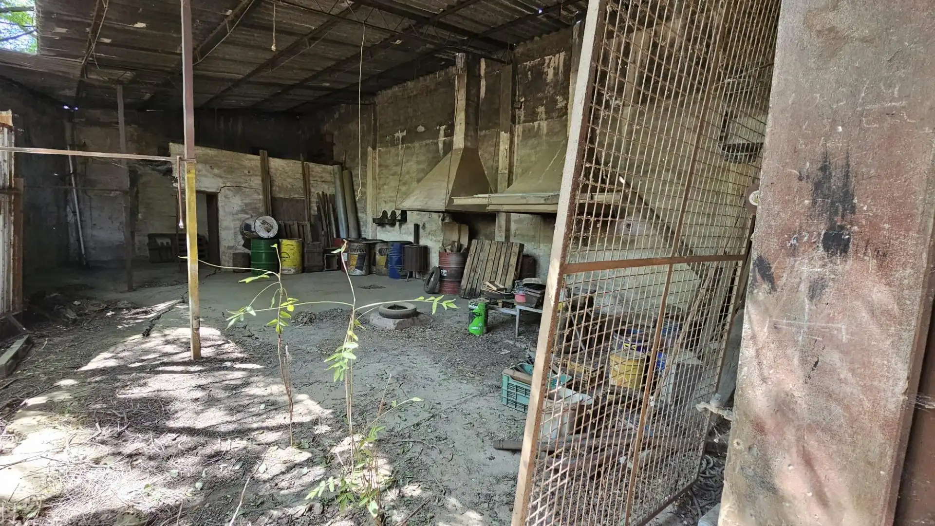 Nau industrial en venda en Córdoba