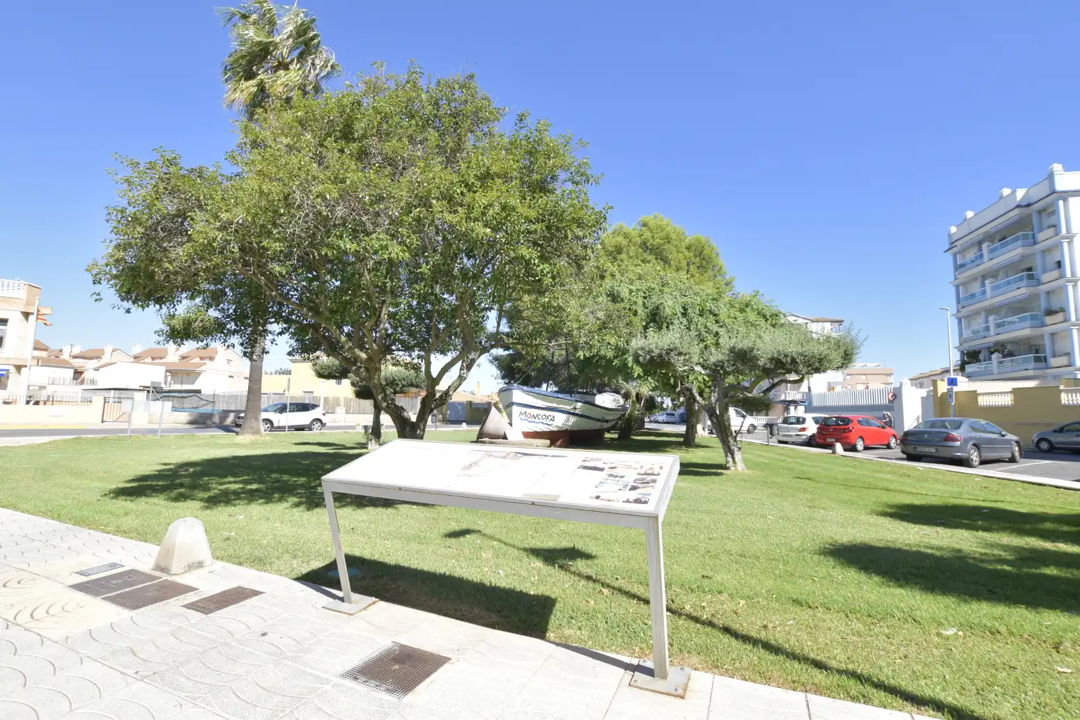 Vista exterior de Piso en venta en Moncofa con Aire acondicionado y Amueblado