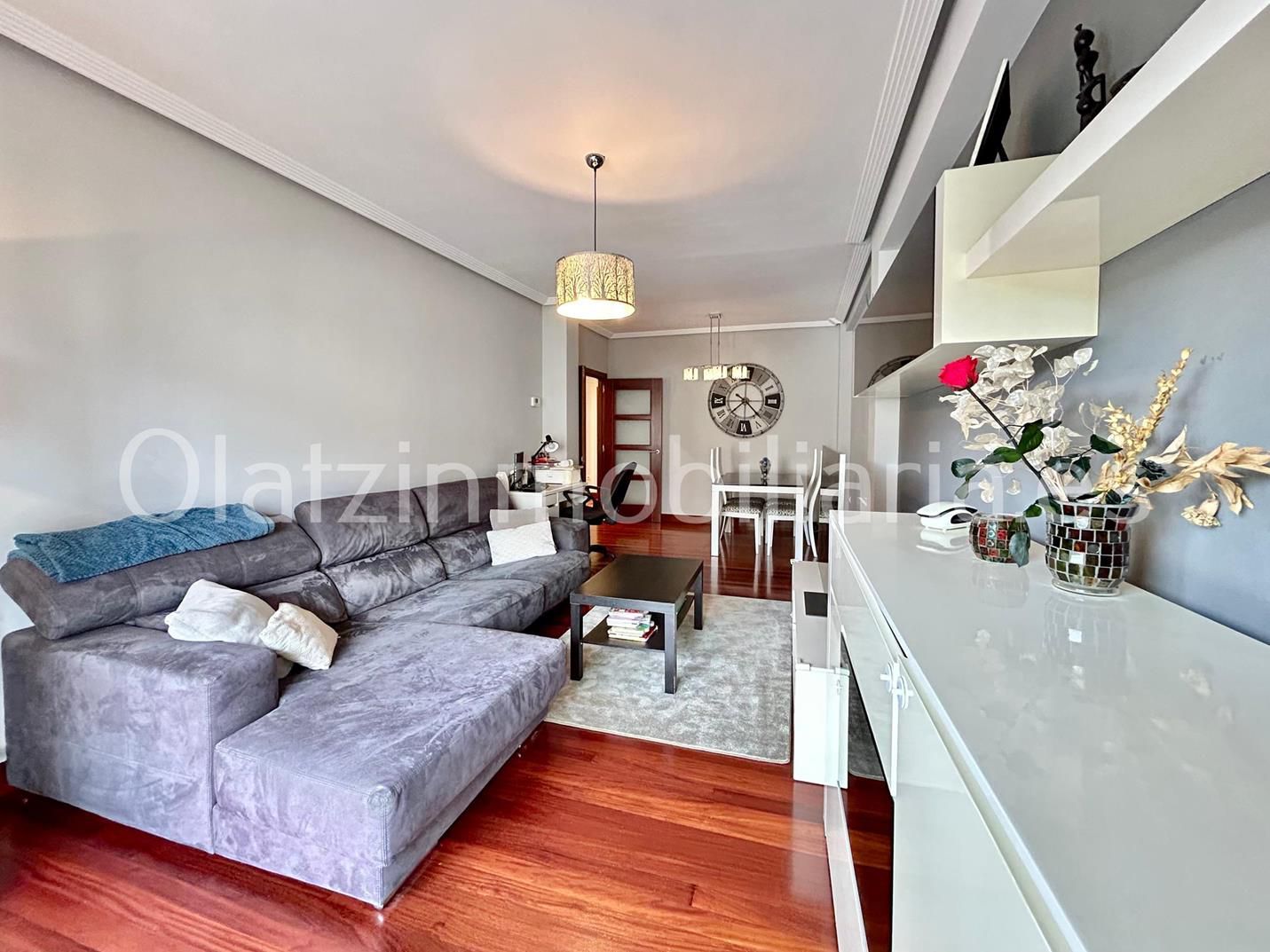 Living room of Flat for sale in Sopuerta  with Heating, Terrace and Storage room