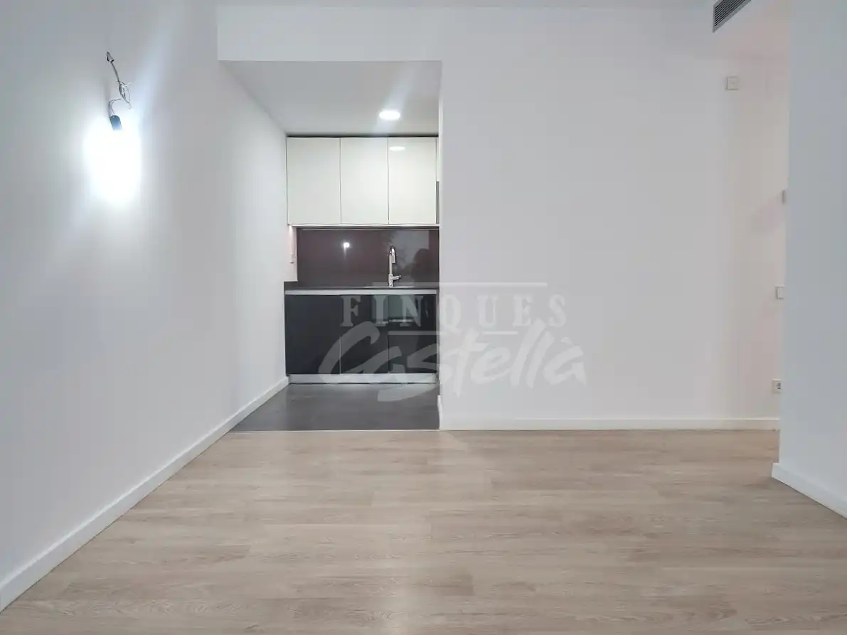 Bedroom of Flat for sale in Mataró  with Air Conditioner, Heating and Terrace