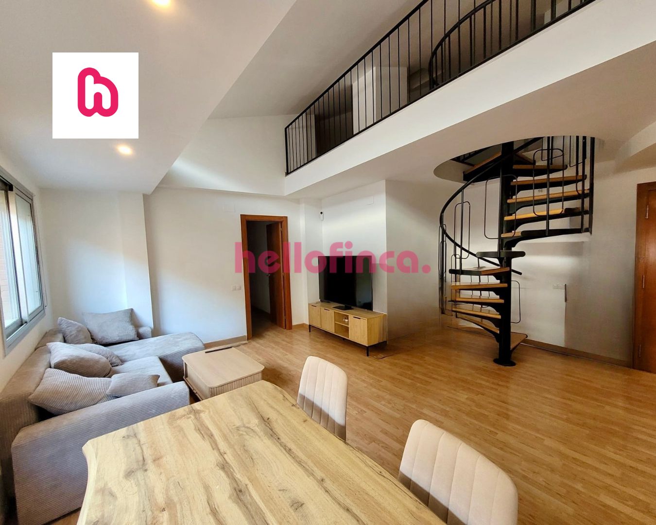 Sala d'estar de Dúplex en venda en Montmeló amb Aire condicionat, Calefacció i Parquet