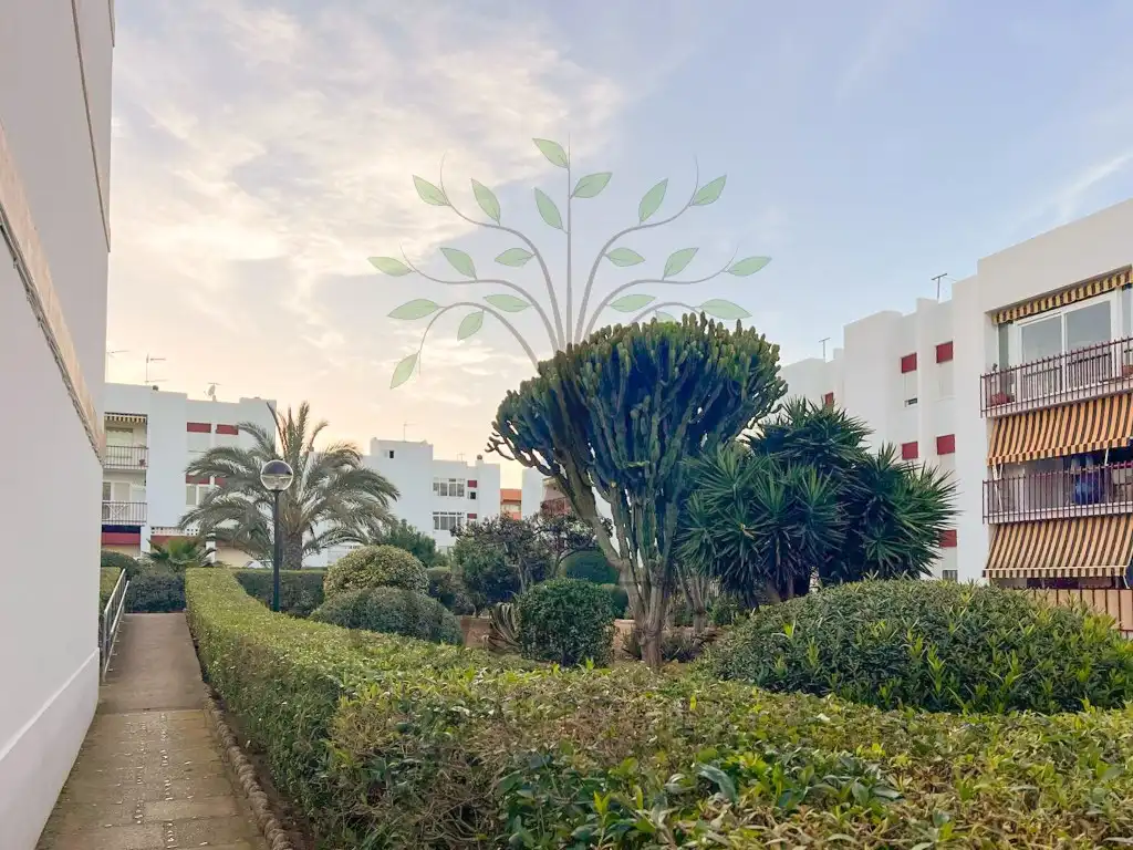 Außenansicht von Erdgeschoss zum Verkauf in Santa Eulària des Riu