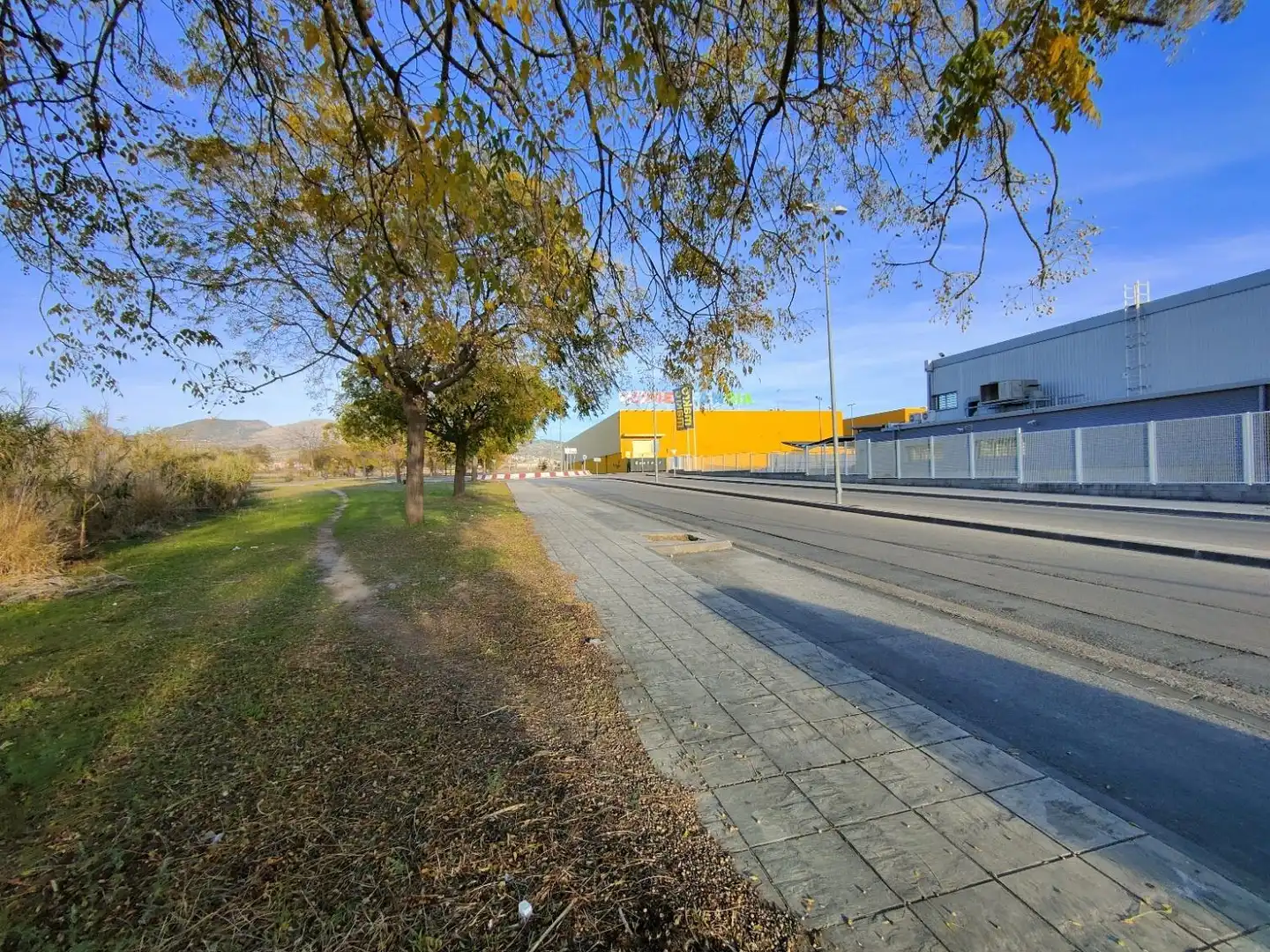 Terreny industrial en venda a Pulianas