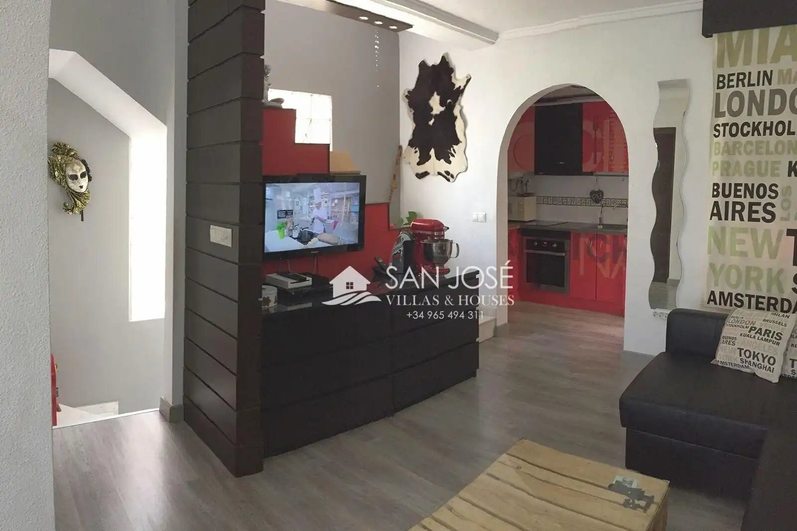 Sala d'estar de Casa adosada en venda en Monforte del Cid amb Aire condicionat, Calefacció i Jardí privat