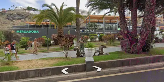 Außenansicht von Wohnung zum Verkauf in Puerto de la Cruz mit Möbliert, Ofen und Fernseher