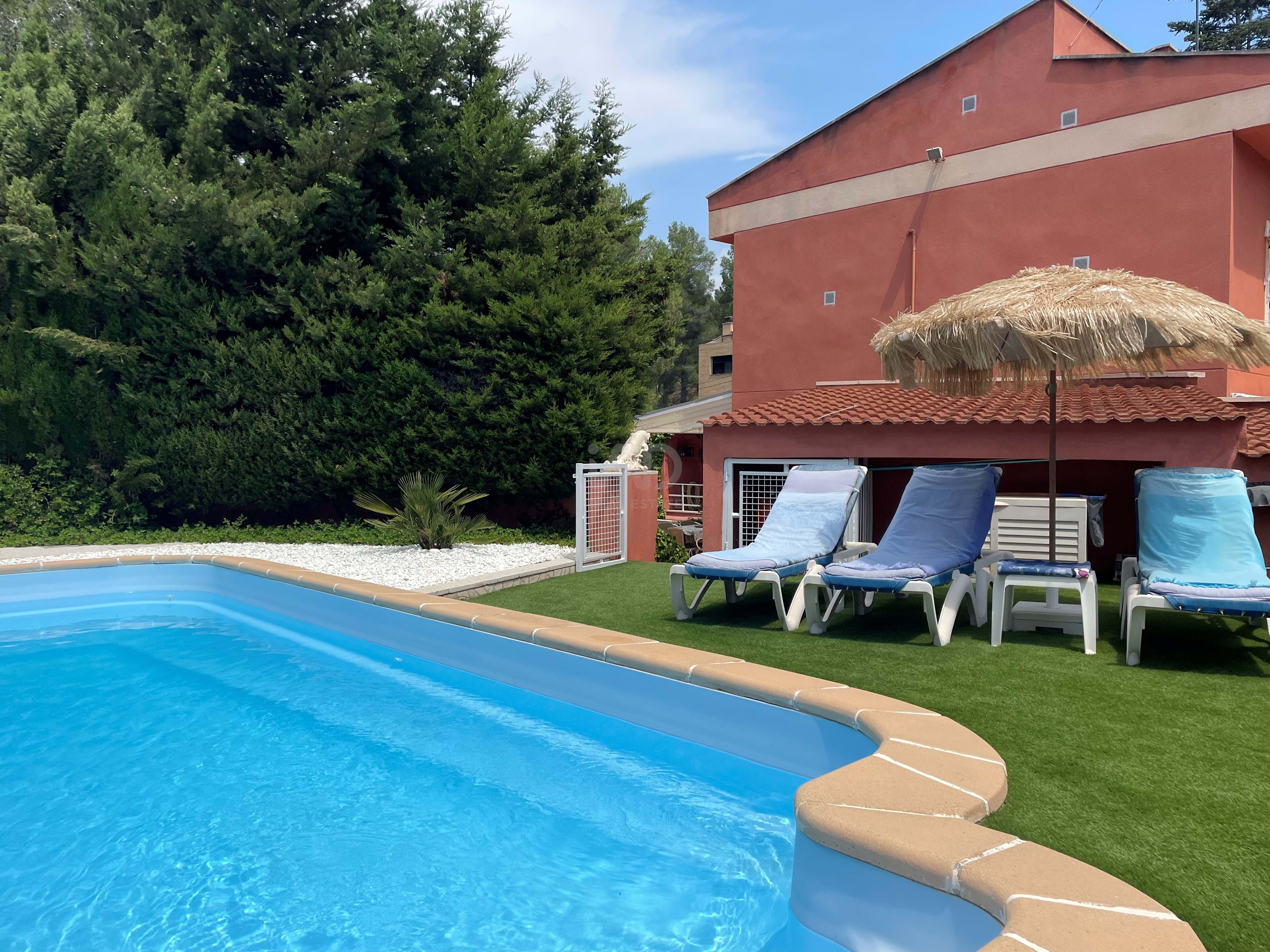 Piscina de Casa o chalet en venta en Riudecanyes con Aire acondicionado, Calefacción y Terraza