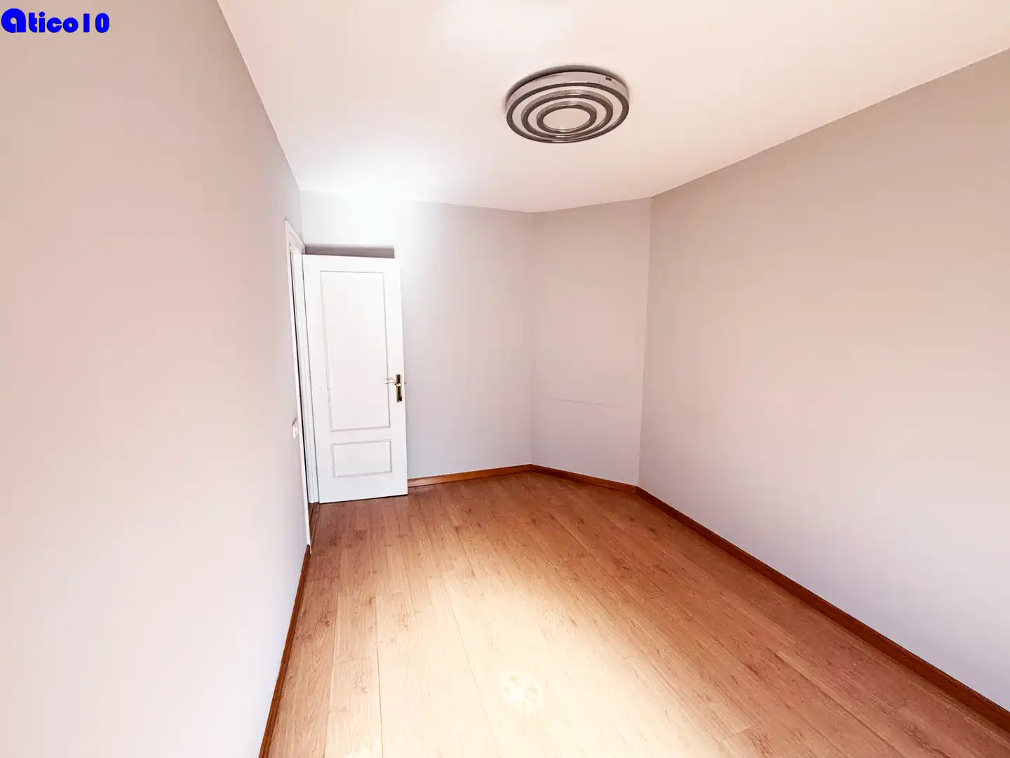 Schlafzimmer von Wohnung zum Verkauf in Oviedo  mit Heizung
