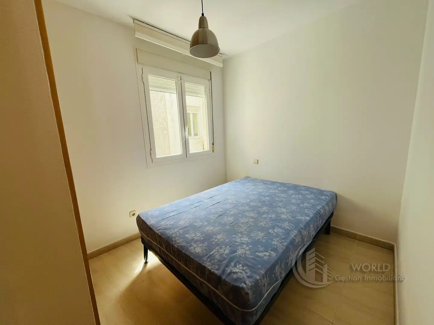 Habitación de Piso de alquiler en Madrid con Aire acondicionado, Calefacción y Horno