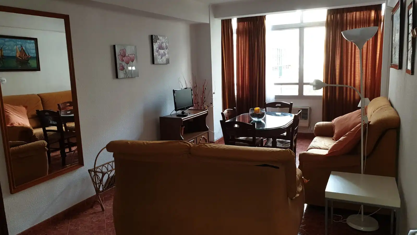 Piso de alquiler en Calle Fausto, El Torrejón - El Cerezo