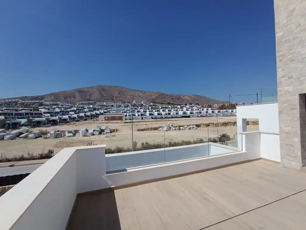 Casa o xalet en venda a Carrer Ecuador, Balcón de Finestrat - Terra Marina