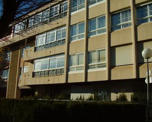 Vista exterior de Dúplex en venda en Ciudad Real Capital amb Aire condicionat i Terrassa