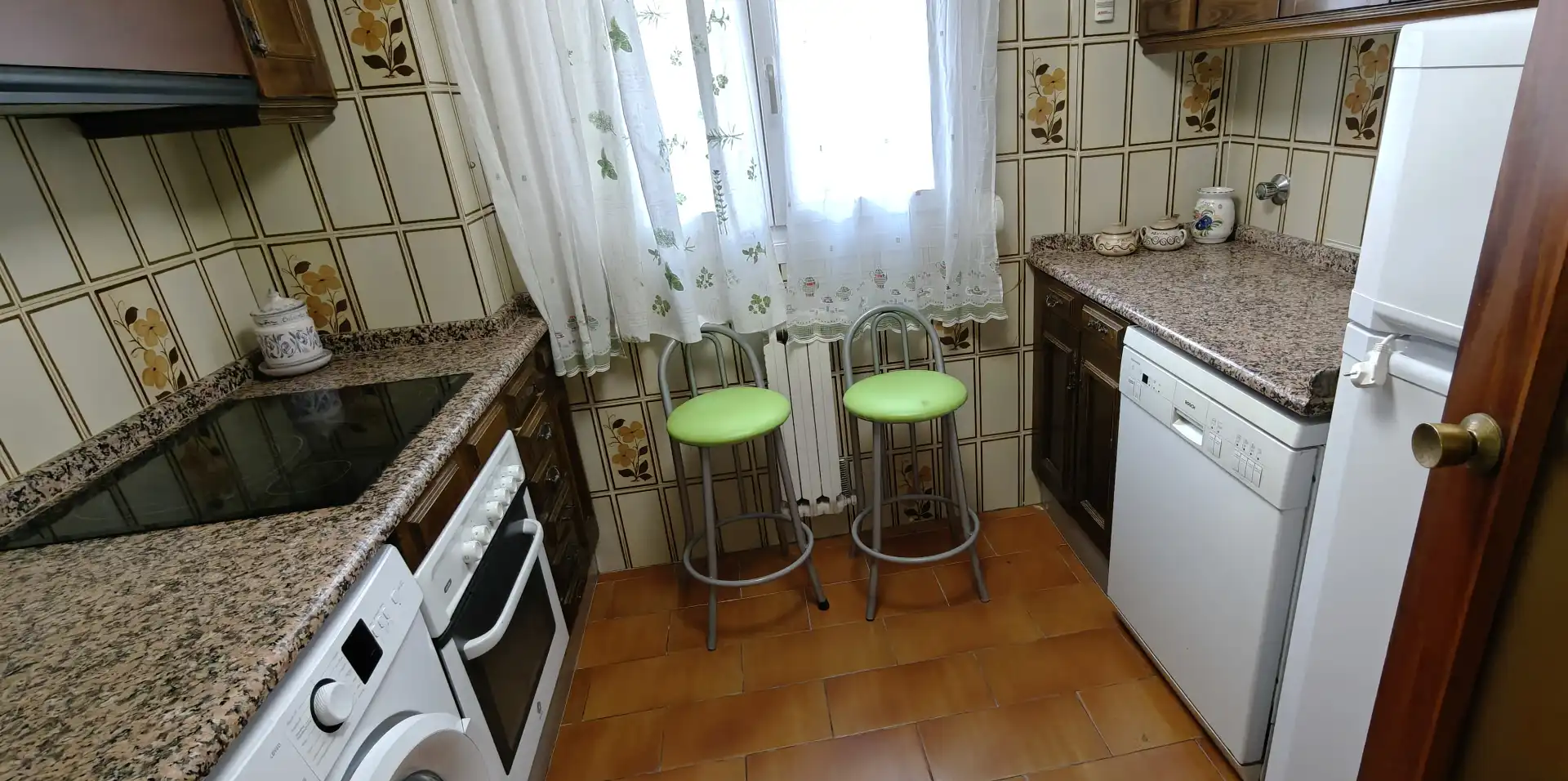 Cocina de Piso en venta en Zaragoza con Aire acondicionado, Calefacción y Parquet