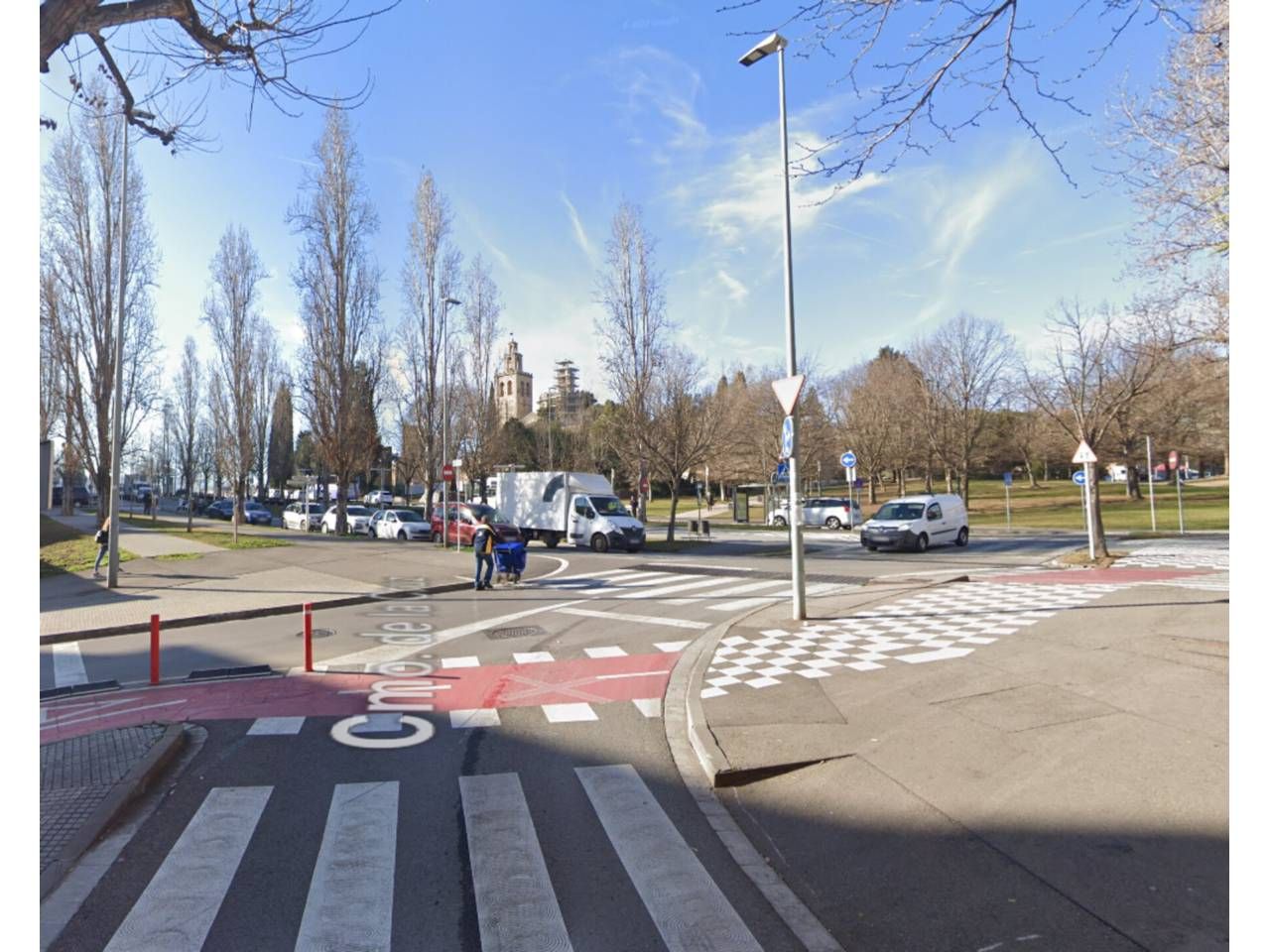 Vista exterior de Pis en venda en Sant Cugat del Vallès amb Calefacció