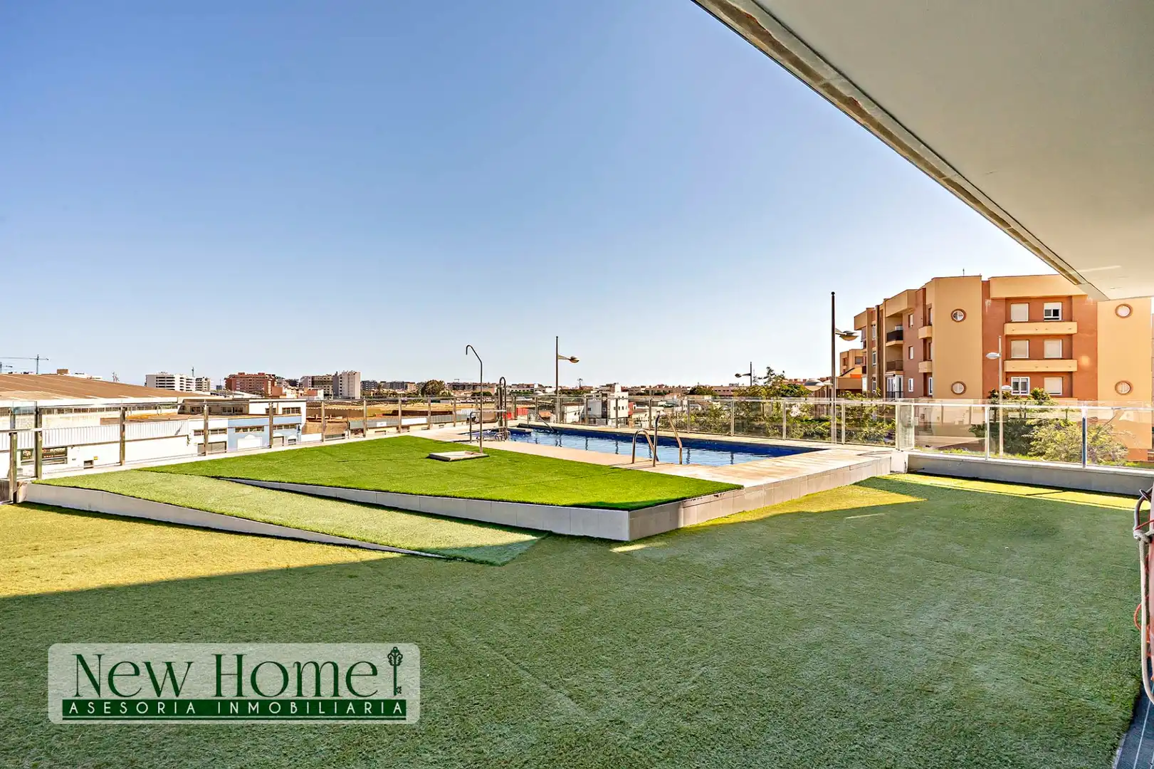 Terraza de Piso en venta en Almería con Amueblado