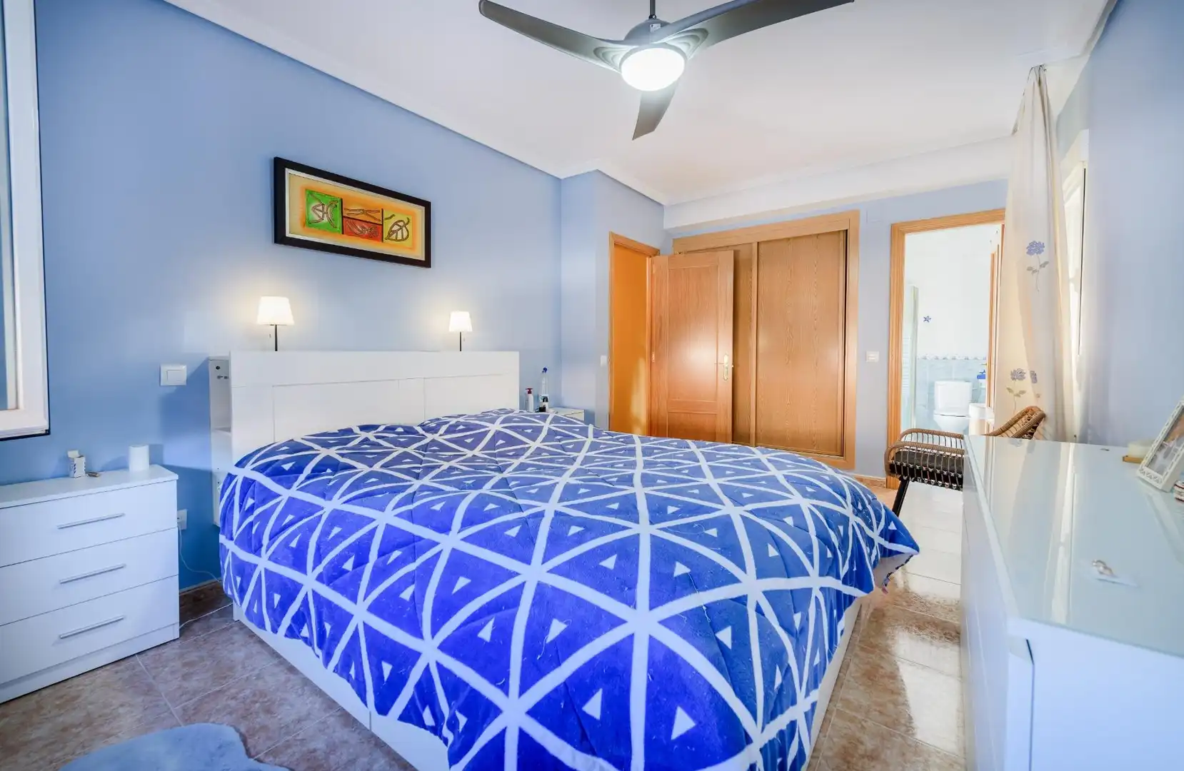 Dormitori de Casa o xalet en venda en Horche amb Aire condicionat, Terrassa i Piscina
