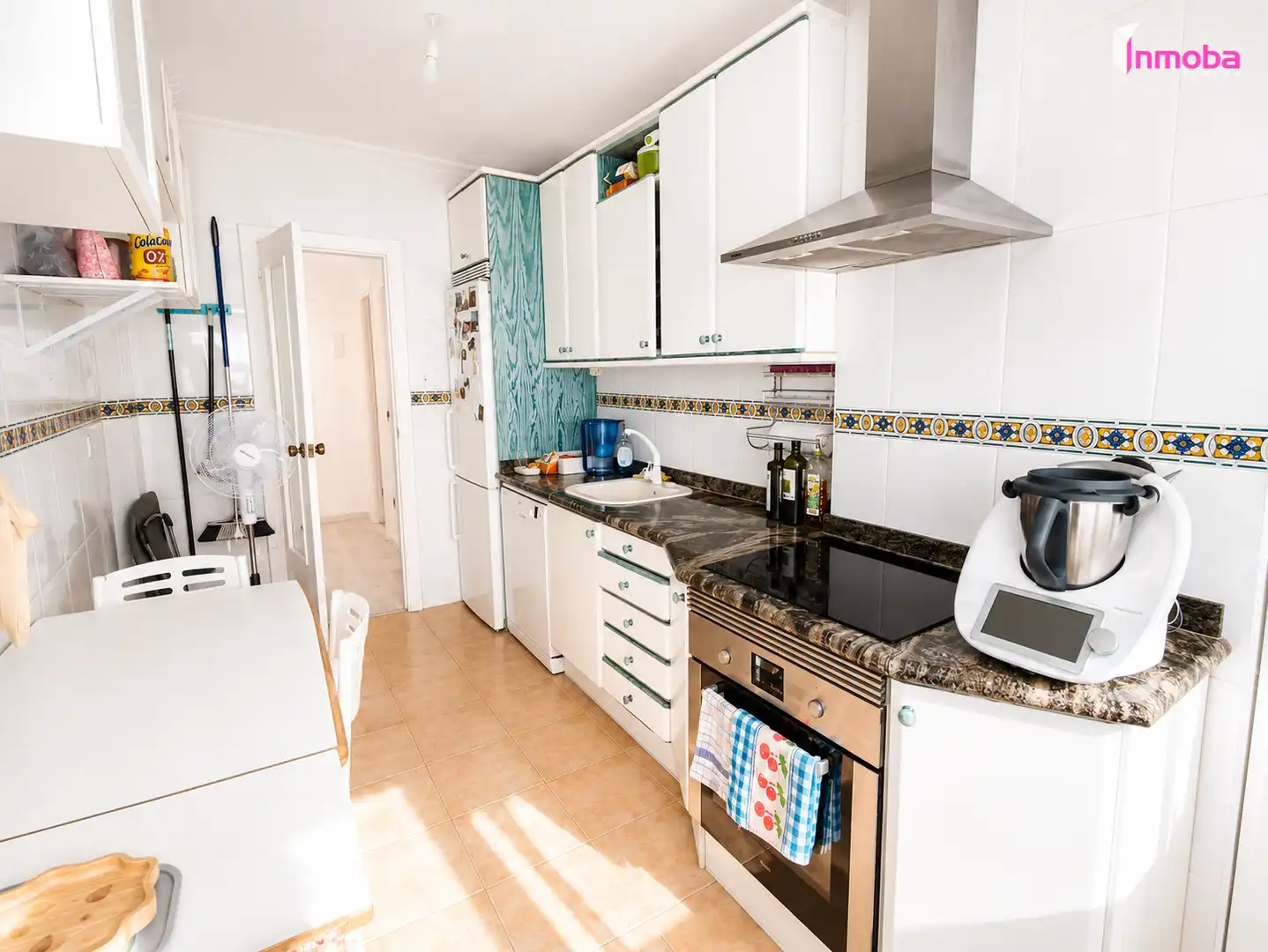 Kitchen of Flat for sale in Aranda de Duero  with Storage room and Balcony