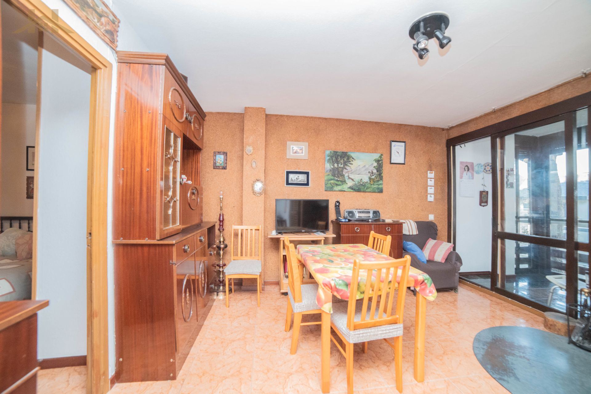 Sala de estar de Piso en venta en San Martín de Valdeiglesias con Calefacción y Trastero
