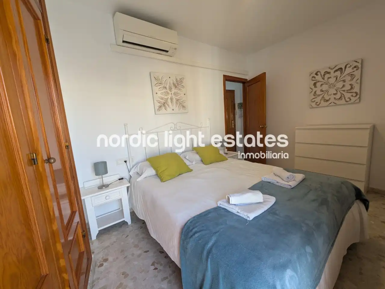 Habitación de Piso de alquiler en Nerja con Terraza