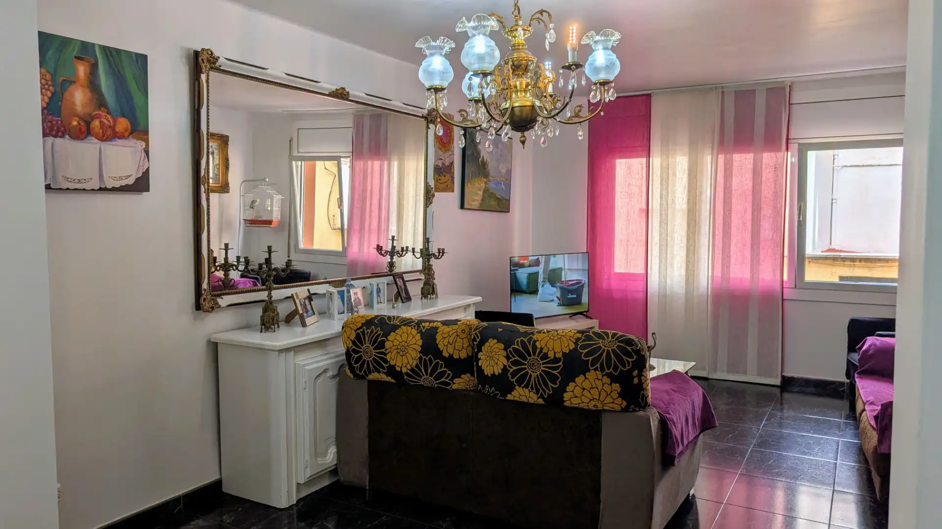 Sala de estar de Piso en venta en Sant Feliu de Guíxols con Terraza y Amueblado