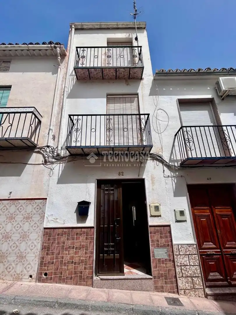 Haus mit Terrasse zum Verkauf in C. Cervantes