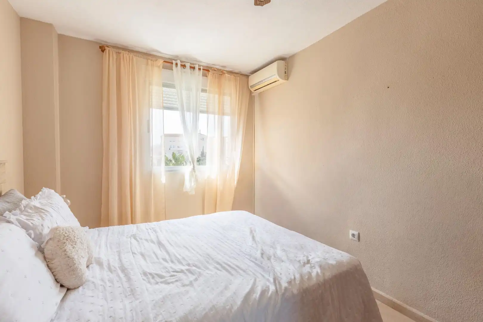 Habitación de Piso en venta en Motril