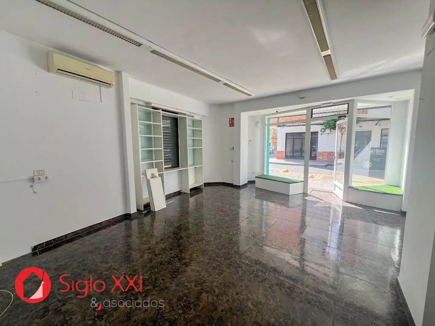 Local de alquiler en Vila-real con Aire acondicionado