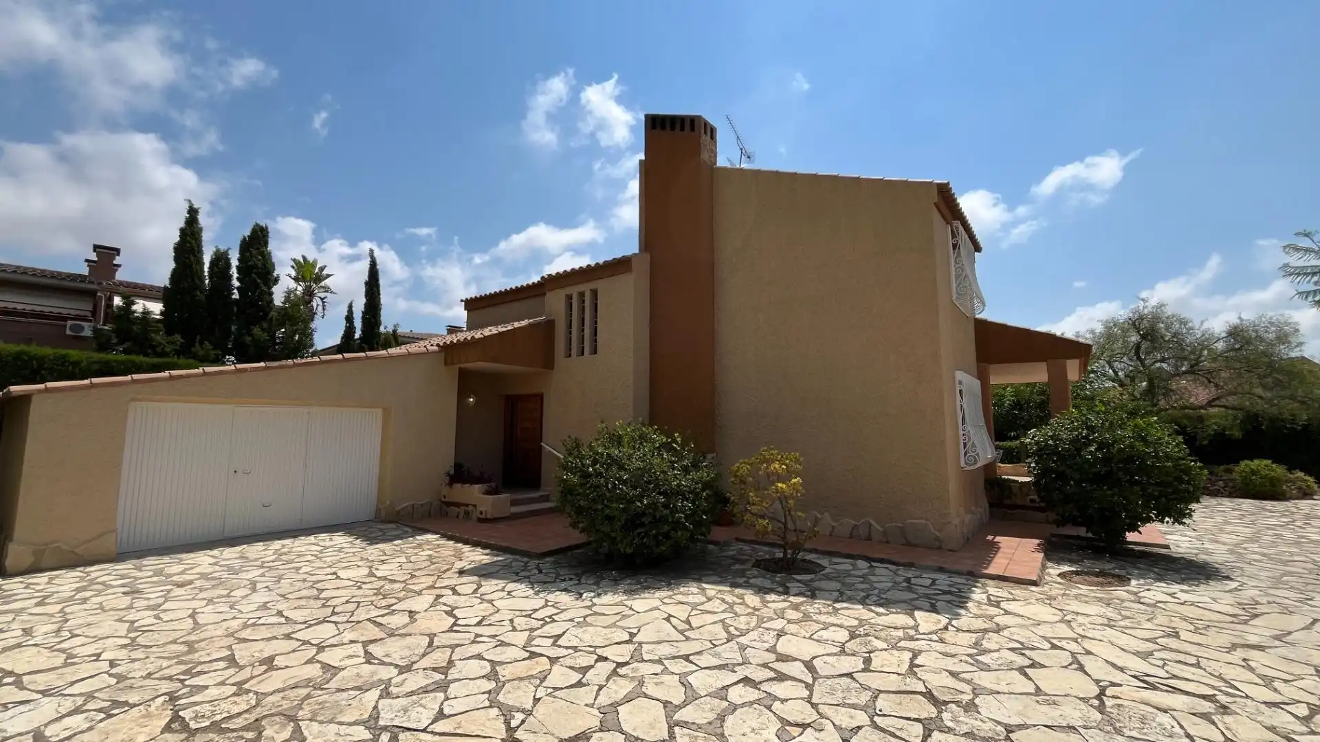 Exterior view of Houses for sale in Mutxamel  with Air Conditioner, Heating and Private garden