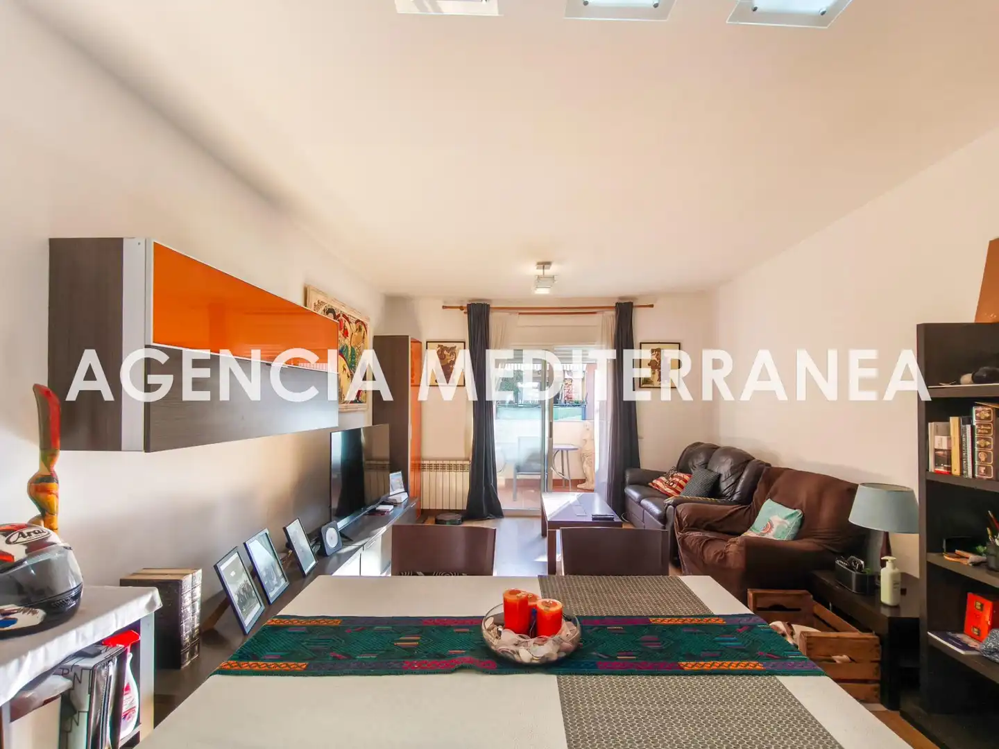Sala d'estar de Pis en venda en Riba-roja de Túria amb Aire condicionat, Traster i Balcó