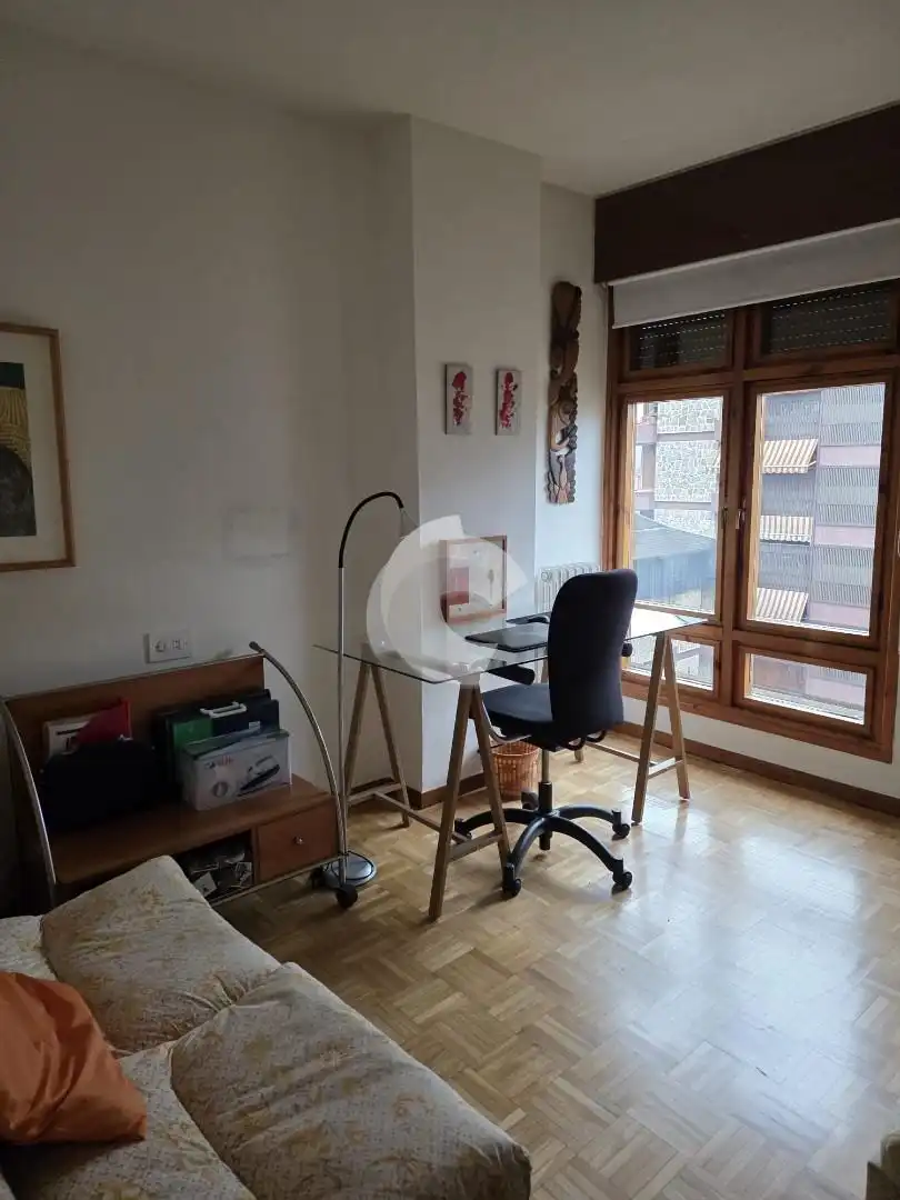 Pis amb terrassa en venda a As Lagoas, imagen 16