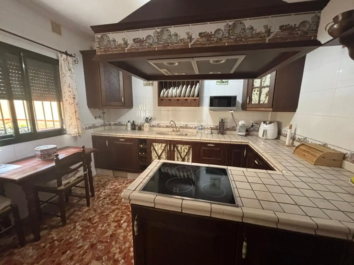 Kitchen of Houses for sale in Alcalá de Guadaira  with Air Conditioner and Terrace