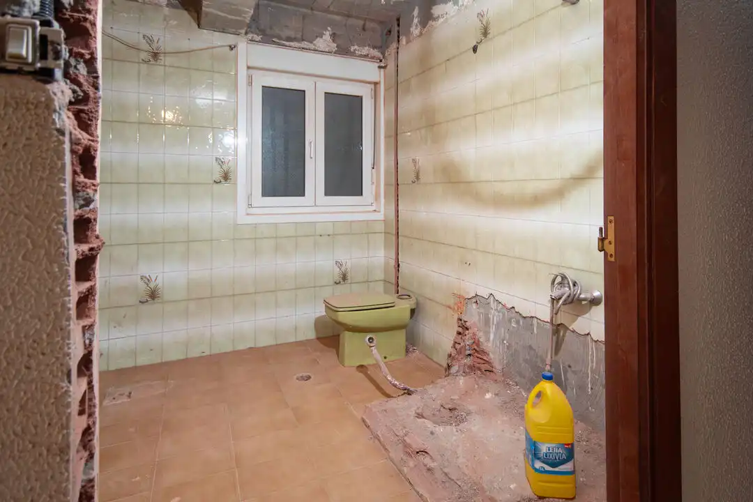 Bathroom of Flat for sale in Carballo