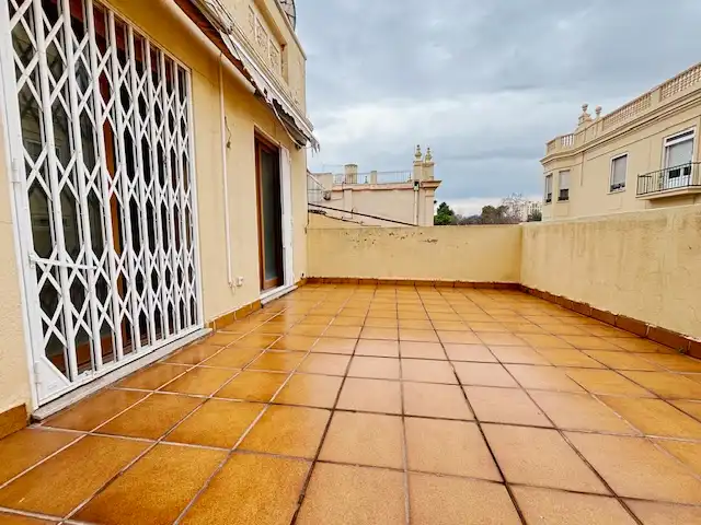 Terraza de Dúplex en venta en Castellón de la Plana / Castelló de la Plana con Calefacción y Terraza